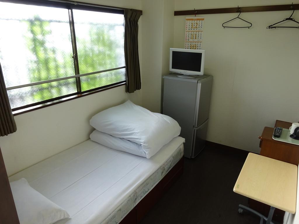 Economy Hotel Hoteiya Tōkyō Extérieur photo