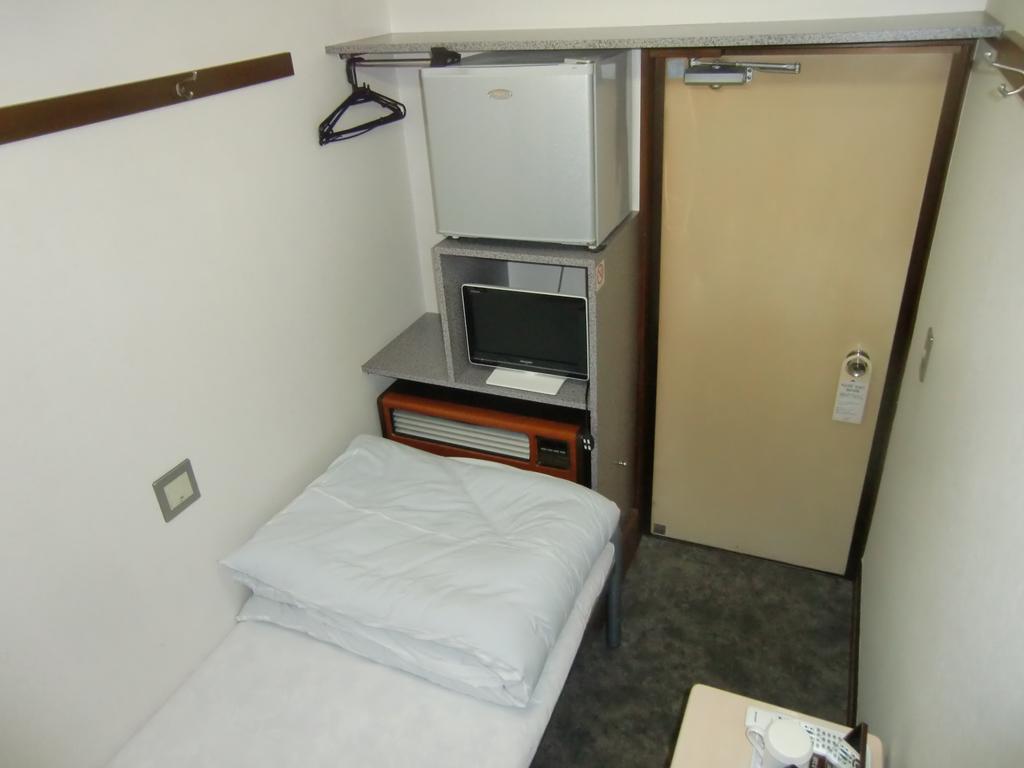 Economy Hotel Hoteiya Tōkyō Extérieur photo