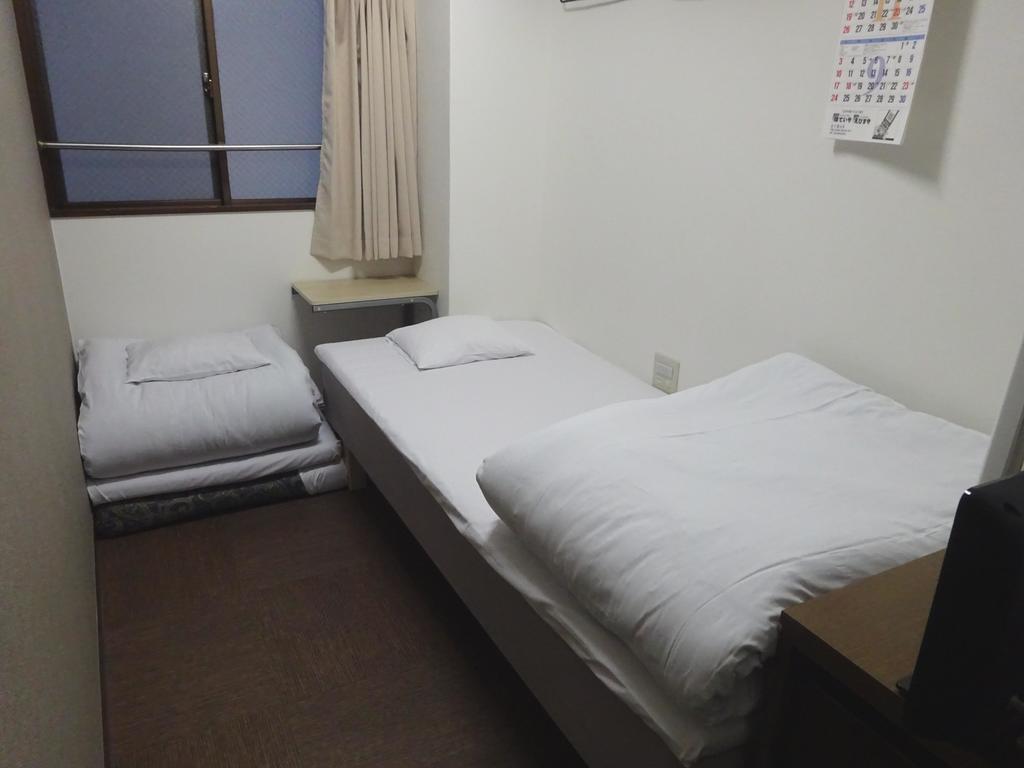Economy Hotel Hoteiya Tōkyō Extérieur photo